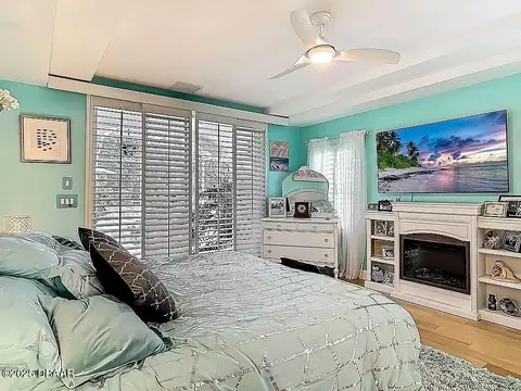Bedroom - 63 Bay Lake Dr, Ormond Beach, FL 32174 photo 2 of 4