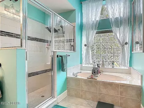 Bath - 63 Bay Lake Dr, Ormond Beach, FL 32174 photo 3 of 3