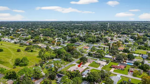 View/Area - 2204 Yule Tree Dr, Edgewater, FL 32141 photo 5 of 8