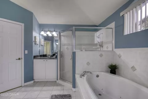 Bath - 28 Peruvian Ln, Ormond Beach, FL 32174 photo 6 of 6