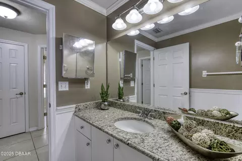 Bath - 28 Peruvian Ln, Ormond Beach, FL 32174 photo 3 of 6