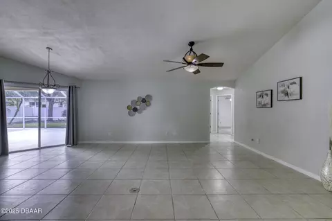 Living - 28 Peruvian Ln, Ormond Beach, FL 32174 photo 7 of 11