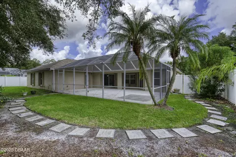 Exterior - 28 Peruvian Ln, Ormond Beach, FL 32174 photo 6 of 11