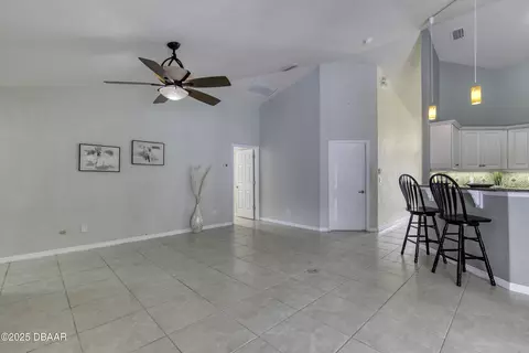 Living - 28 Peruvian Ln, Ormond Beach, FL 32174 photo 10 of 11