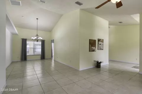 Living - 28 Peruvian Ln, Ormond Beach, FL 32174 photo 5 of 11