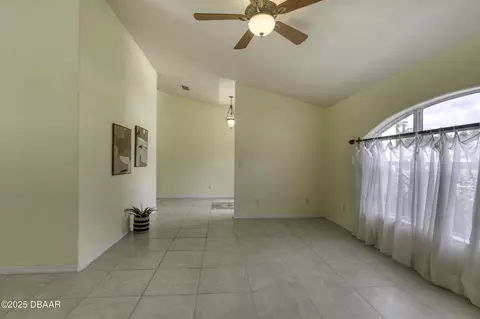 Living - 28 Peruvian Ln, Ormond Beach, FL 32174 photo 3 of 11