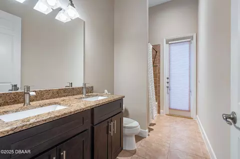 Bath - 945 Stone Lake Dr, Ormond Beach, FL 32174 photo 3 of 4