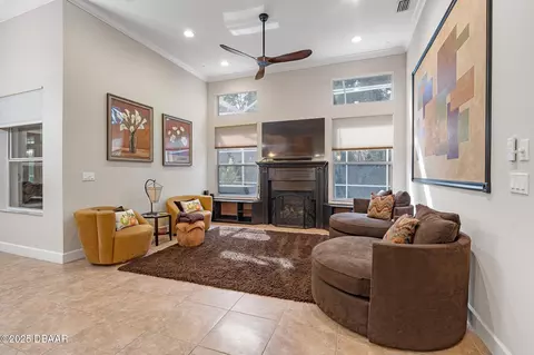 Living - 945 Stone Lake Dr, Ormond Beach, FL 32174 photo 1 of 3
