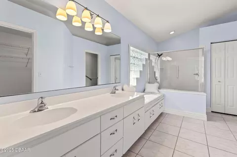 Bath - 21 Greenvale Dr, Ormond Beach, FL 32174 photo 2 of 5