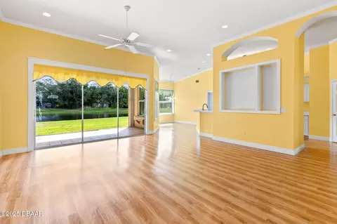 Living - 21 Greenvale Dr, Ormond Beach, FL 32174 photo 1 of 6