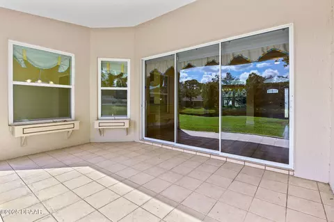 Exterior - 21 Greenvale Dr, Ormond Beach, FL 32174 photo 4 of 8