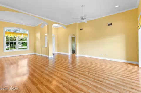 Living - 21 Greenvale Dr, Ormond Beach, FL 32174 photo 5 of 6