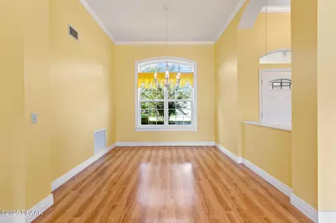 Living - 21 Greenvale Dr, Ormond Beach, FL 32174 photo 6 of 6