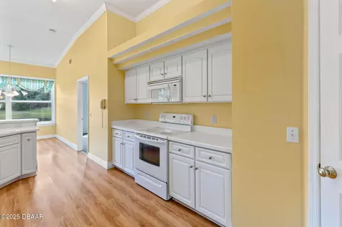 Kitchen - 21 Greenvale Dr, Ormond Beach, FL 32174 photo 5 of 5