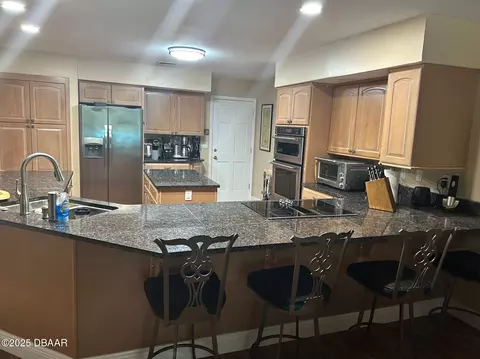Kitchen - 3 Crescent Lake Way, Ormond Beach, FL 32174 photo 4 of 7