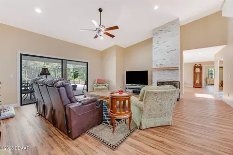 Living - 3 Crescent Lake Way, Ormond Beach, FL 32174 photo 3 of 6