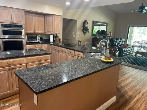 Kitchen - 3 Crescent Lake Way, Ormond Beach, FL 32174 photo 6 of 7