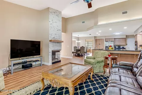Living - 3 Crescent Lake Way, Ormond Beach, FL 32174 photo 4 of 6