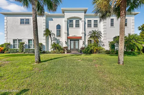 Exterior - 3310 John Anderson Dr, Ormond Beach, FL 32176 photo 8 of 12
