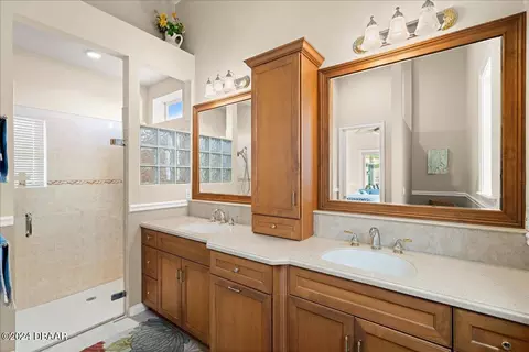 Bath - 3310 John Anderson Dr, Ormond Beach, FL 32176 photo 2 of 8