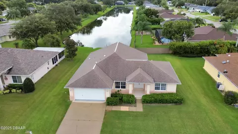 5 Jib Dr, South Daytona, FL 32119