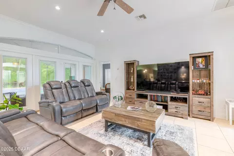 Living - 5 Pine Look Pass, Ormond Beach, FL 32174 photo 2 of 2