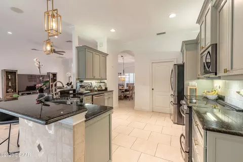 Kitchen - 5 Pine Look Pass, Ormond Beach, FL 32174 photo 2 of 5