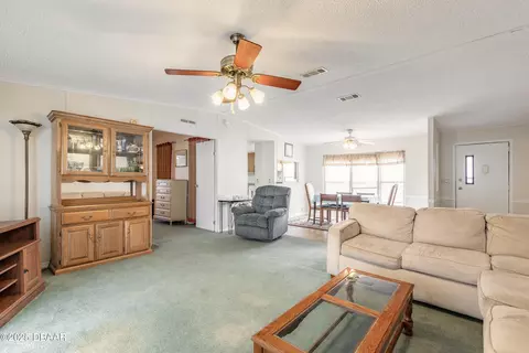 130 Charles St, Edgewater, FL 32141 photo 5