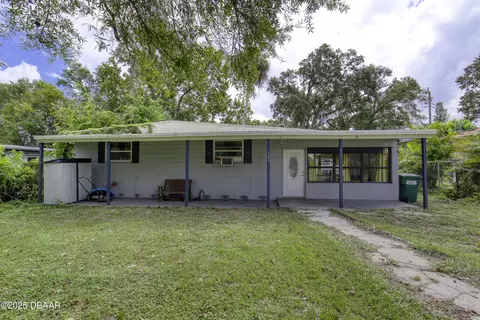 503 6th St, Holly Hill, FL 32117