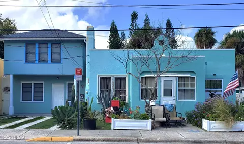 311-313 N Oleander Ave, Daytona Beach, FL 32118