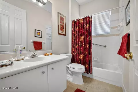 Bath - 22 Old Bridge Way, Ormond Beach, FL 32174 photo 7 of 8