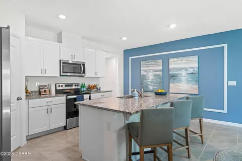 Kitchen - 1615 Houmas St, Ormond Beach, FL 32174 photo 9 of 9