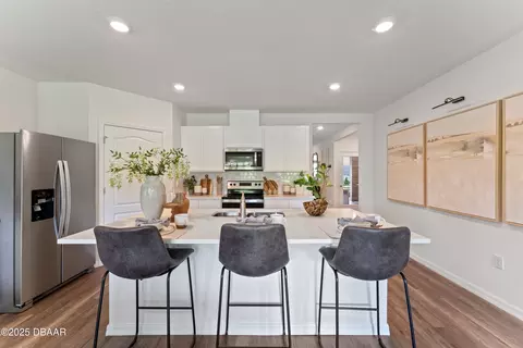 Kitchen - 1615 Houmas St, Ormond Beach, FL 32174 photo 4 of 9