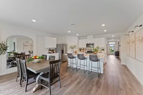 Dining - 1615 Houmas St, Ormond Beach, FL 32174 photo 2 of 4