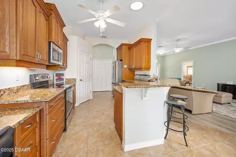 Kitchen - 21 Moonglow Dr, Ormond Beach, FL 32174 photo 3 of 5