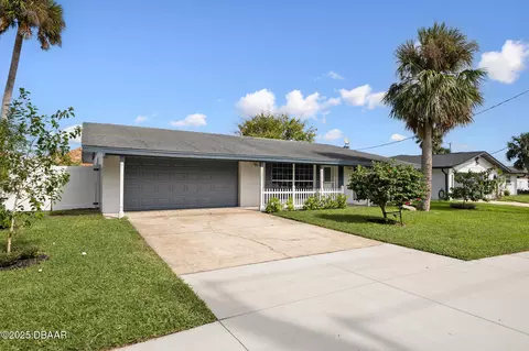 1647 S Palmetto Ave, South Daytona, FL 32119