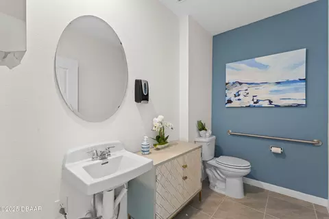Bath - 1605 Houmas St, Ormond Beach, FL 32174 photo 2 of 2