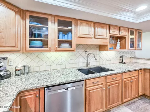 2 Dondanville Rd, Saint Augustine, FL 32080 photo 5