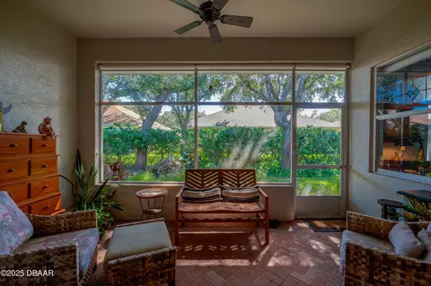 Exterior - 1113 Glengad Run, Ormond Beach, FL 32174 photo 4 of 8