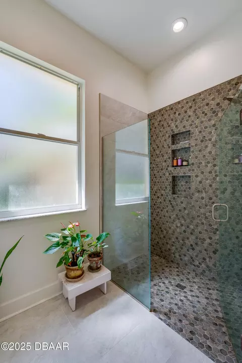 Bath - 1113 Glengad Run, Ormond Beach, FL 32174 photo 2 of 3