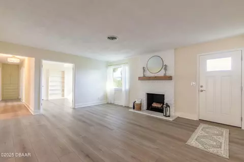Living - 47 Fairway Dr, Ormond Beach, FL 32176 photo 1 of 4