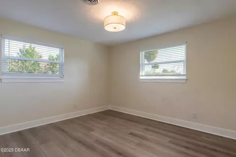 Bedroom - 47 Fairway Dr, Ormond Beach, FL 32176 photo 2 of 5