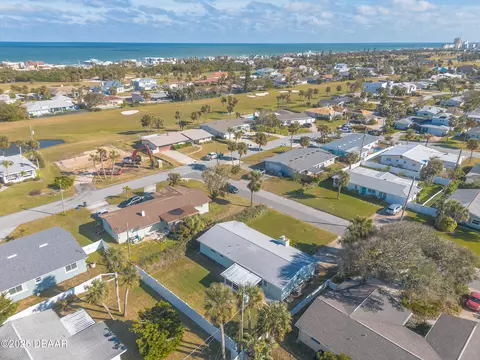 View/Area - 47 Fairway Dr, Ormond Beach, FL 32176 photo 4 of 12