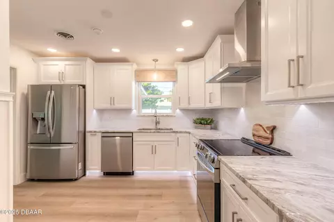 Kitchen - 47 Fairway Dr, Ormond Beach, FL 32176 photo 2 of 3
