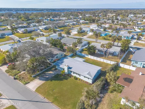 View/Area - 47 Fairway Dr, Ormond Beach, FL 32176 photo 1 of 12