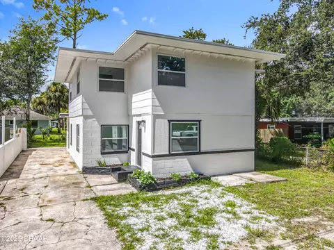 1324 Powers Ave, Holly Hill, FL 32117