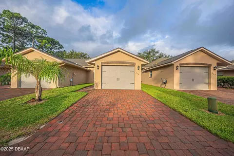114 Tuscany Villas Dr, Edgewater, FL 32141