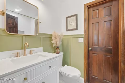 Bath - 6 Eagle Dr, Ormond Beach, FL 32174 photo 1 of 5