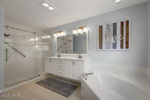 Bath - 34 Blockhouse Ct, Ormond Beach, FL 32174 photo 1 of 4