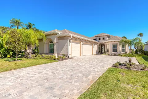 31 S Riverwalk Dr, Palm Coast, FL 32137